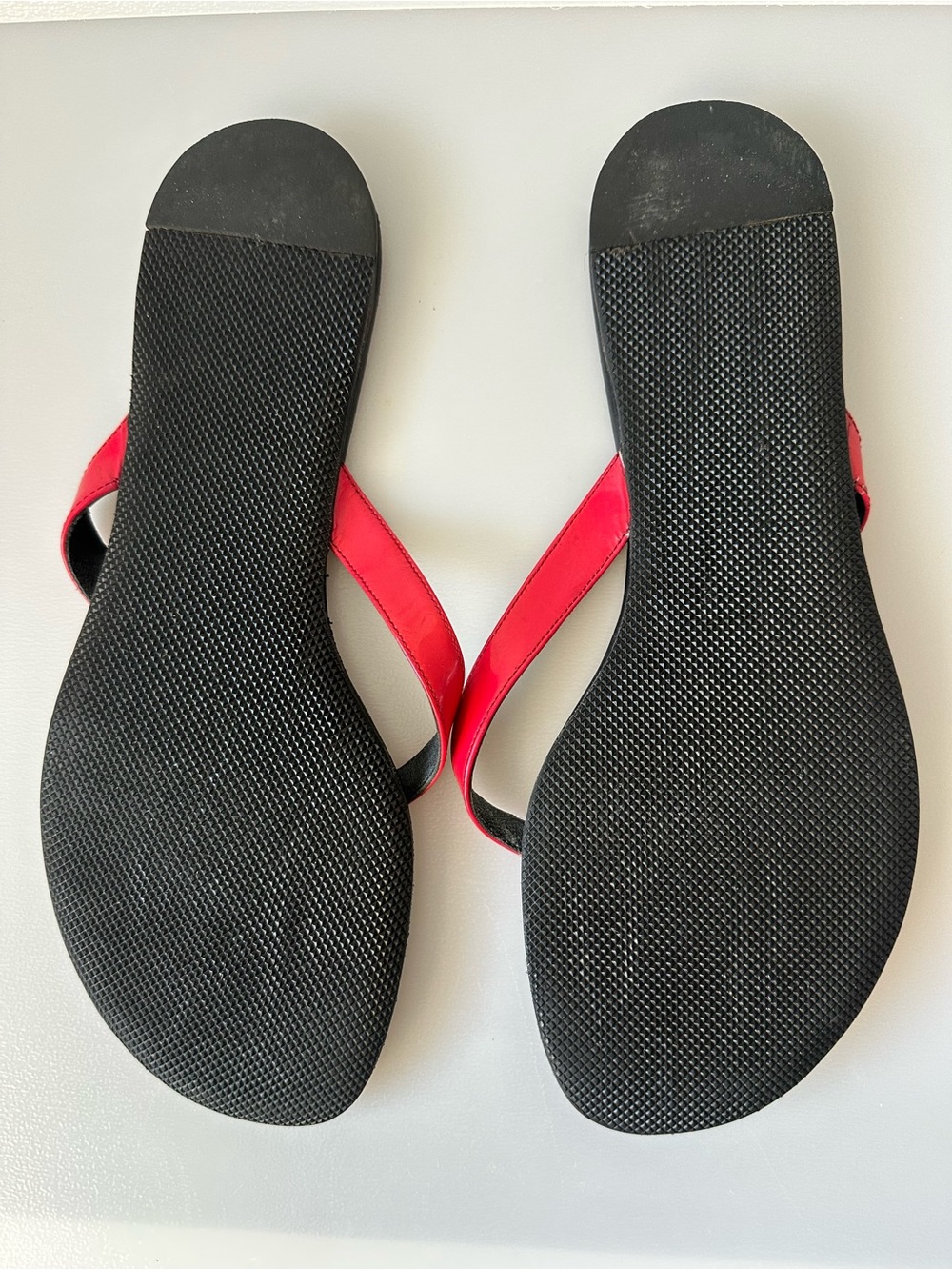 GUCCI Leather Thong Sandals Fuchsia Color in Original Box Made in Italy - Picture 6 of 10